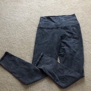 Aerie acid wash style leggings